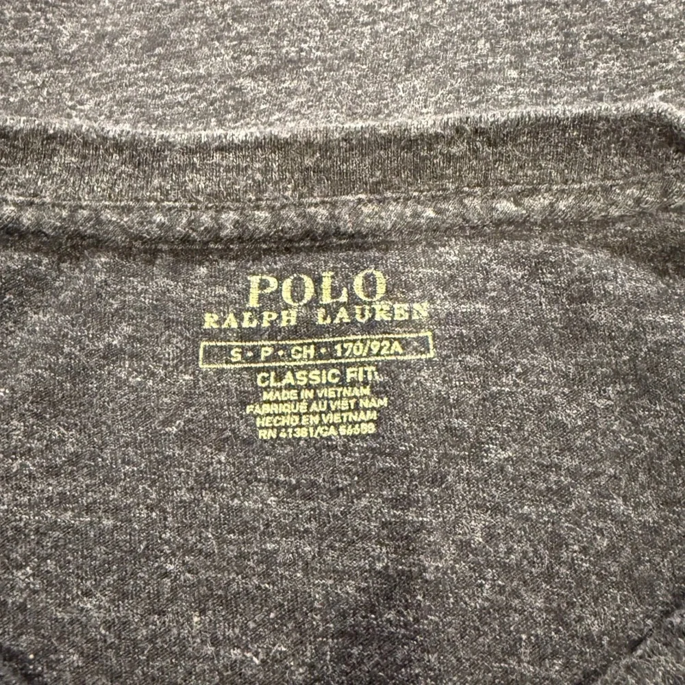 Polo Ralph Lauren Mens Classic Fit T-Shirt Crew Neck Pocket Gray - Picture 4 of 4